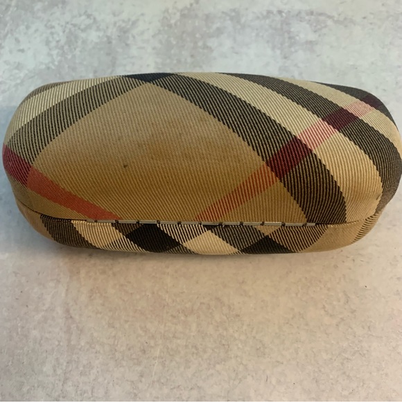 Burberry Novacheck Glasses Case - Picture 5 of 8